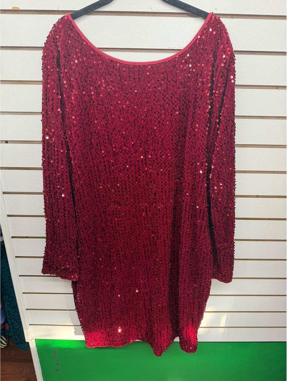 BloomChic Size 16 Burgundy Sequin Long Sleeve Party Dress NWT